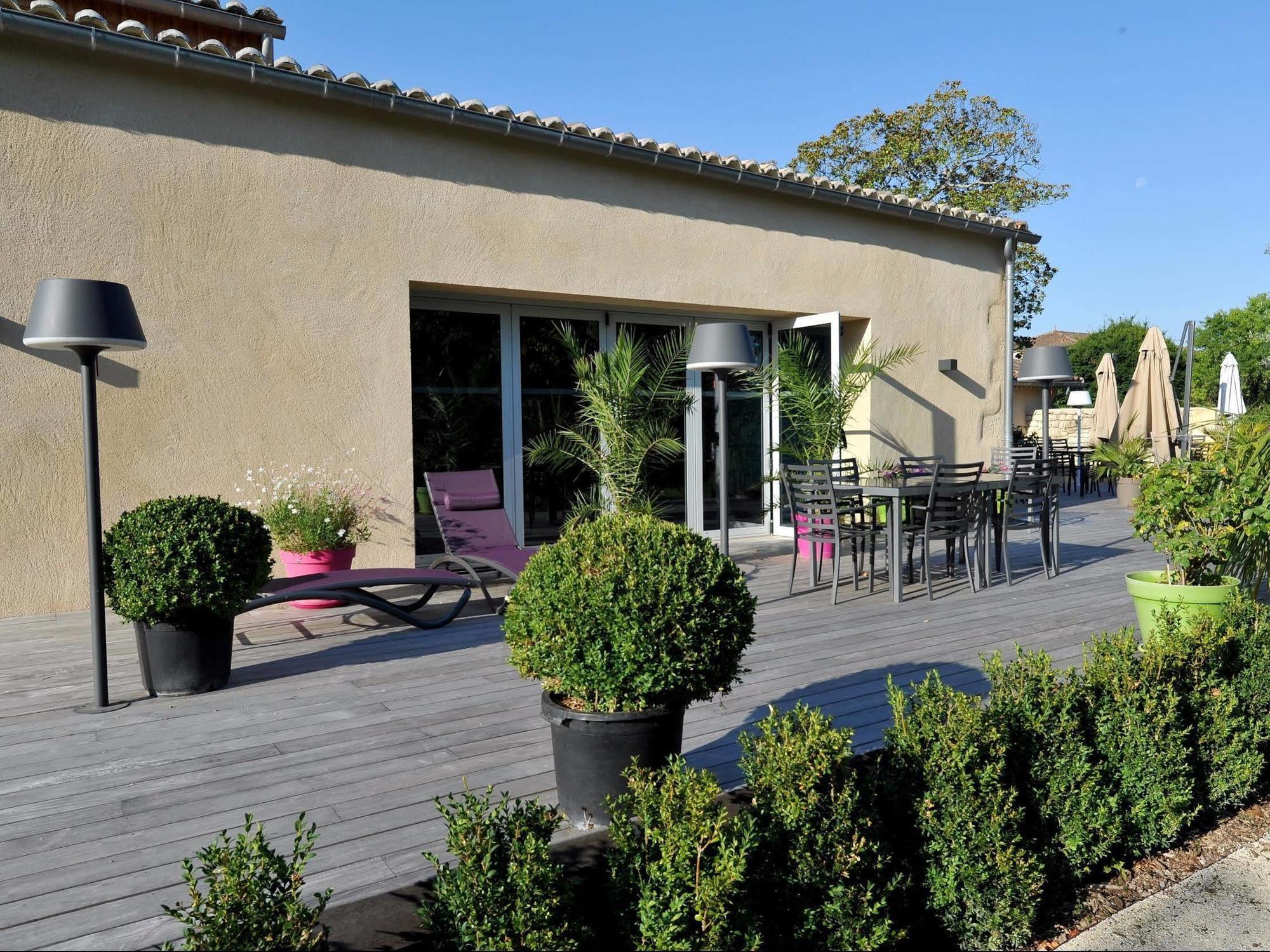 Hôtel Spa Restaurant l'Epicurial Saint-Pey-de-Castets Exterior foto