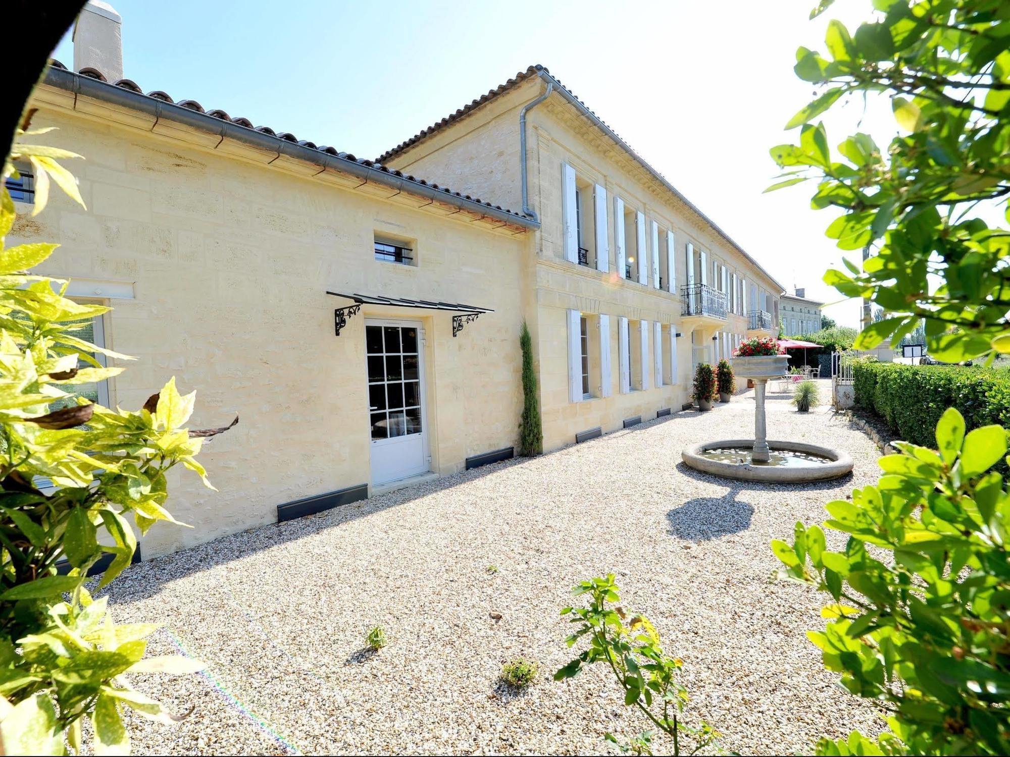 Hôtel Spa Restaurant l'Epicurial Saint-Pey-de-Castets Exterior foto